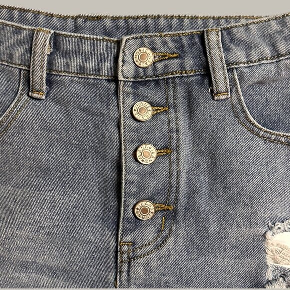 Distressed Denim High-Waisted Shorts With Button Fly & Frayed Hem - Picture 11 of 12